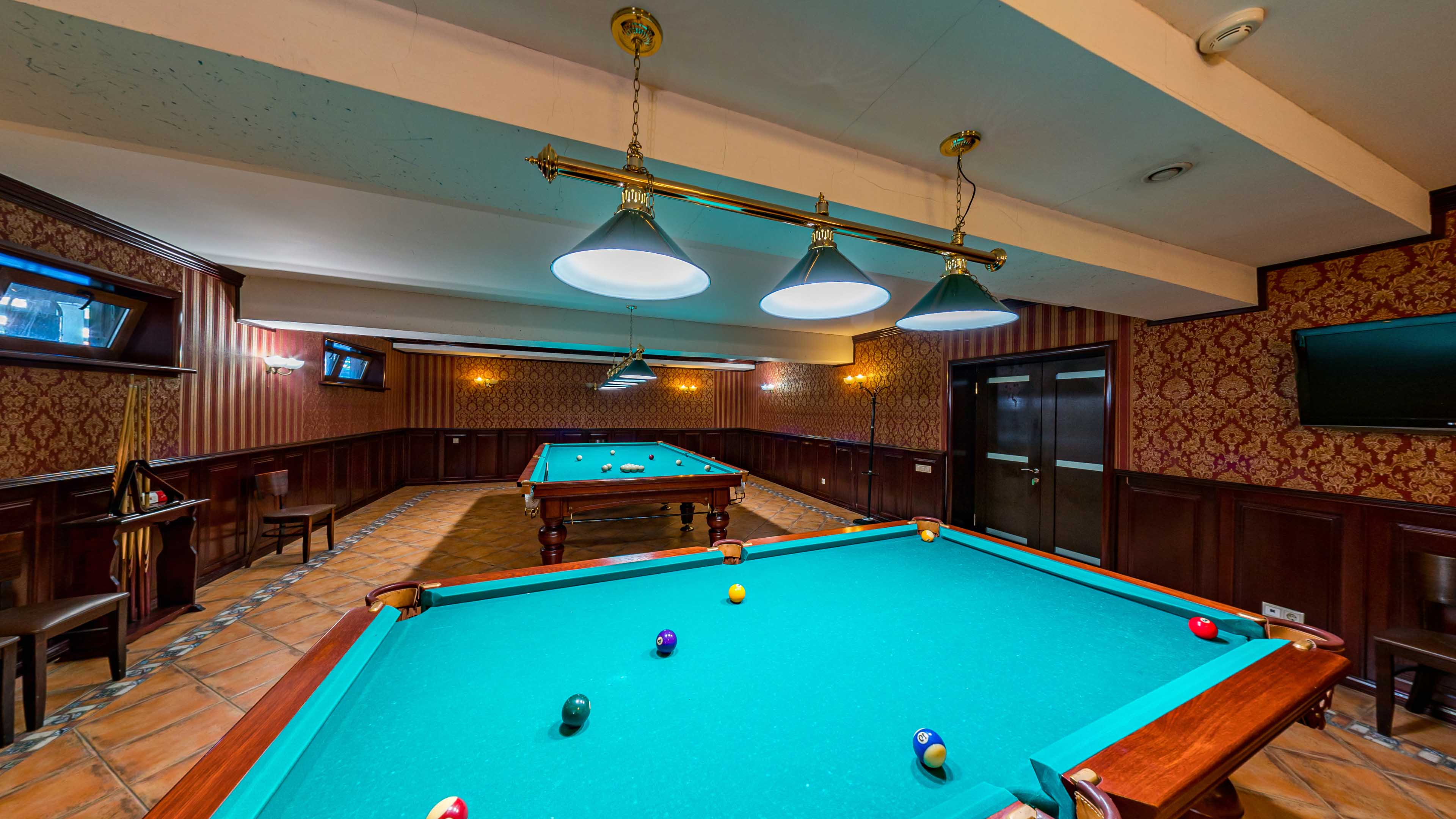 billiards